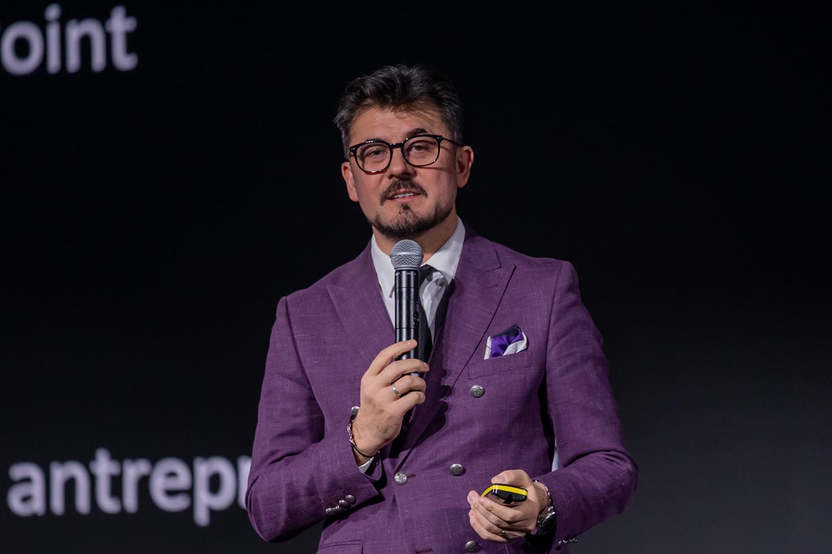 Cristian Onețiu, fondator BizzOS.