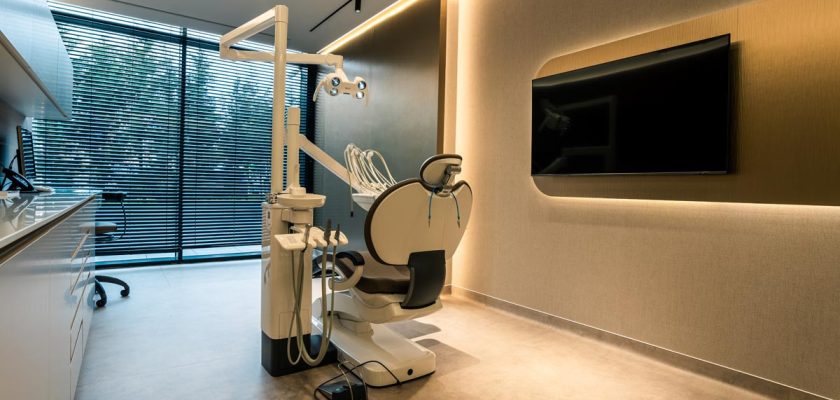 Smile Dent Team, clinica stomatologica, Bucuresti, servicii dentare, turism medical Categorie articol: Sănătate & Siguranță