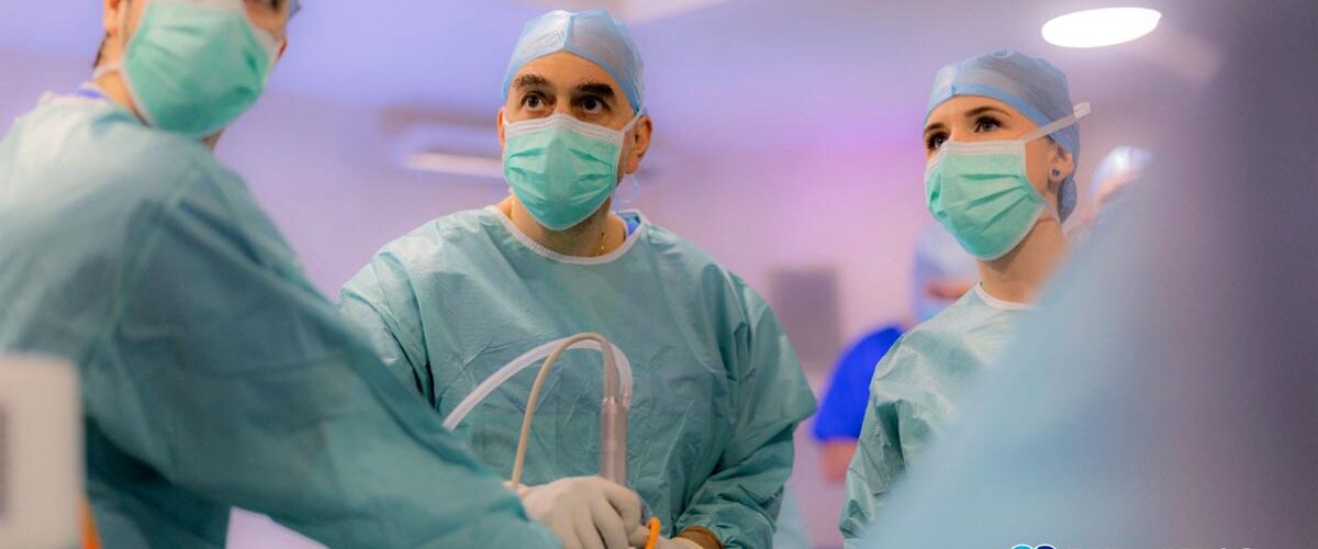 MedLife, ortopedie, chirurgie genunchi, educatie medicala, medicina