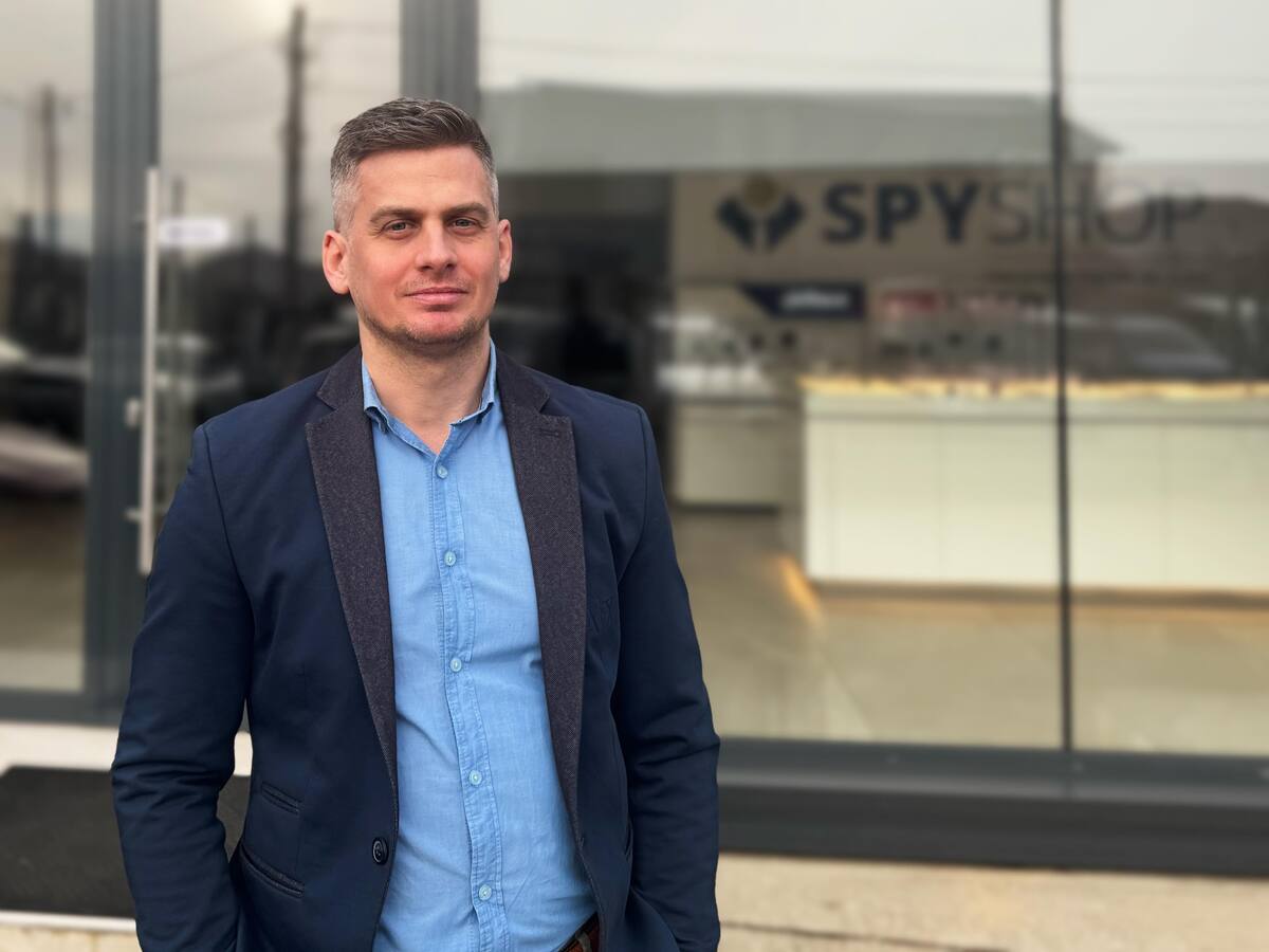 Florin Maritescu Spy Shop
