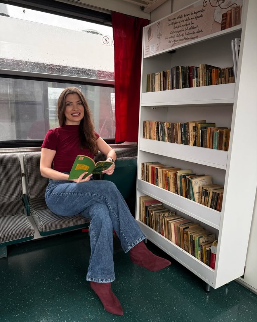 Georgiana Gilescu carti lectura literatura tren TFC