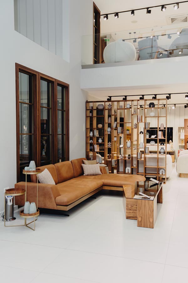 Nills Furniture, showroom mobilier, design interior, mobilier premium, Craiova