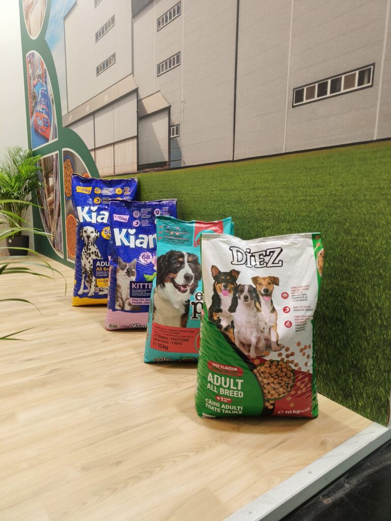 Alconor PetFood Interzoo 2026 Imagine saci hrana uscata