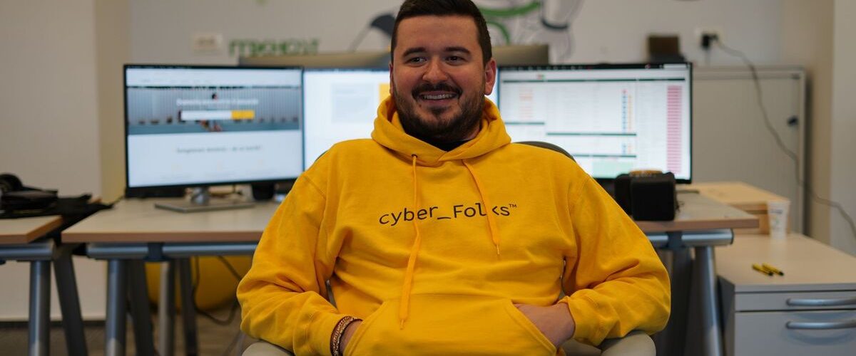Horațiu Șimon, cyber_folks