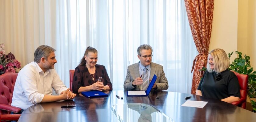 Parteneriat Liceul Politehnica - liceu musical România